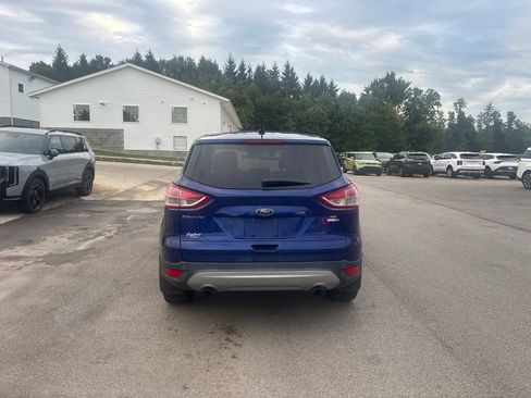 Used 2016 Ford Escape SE AWD/4WD image 4