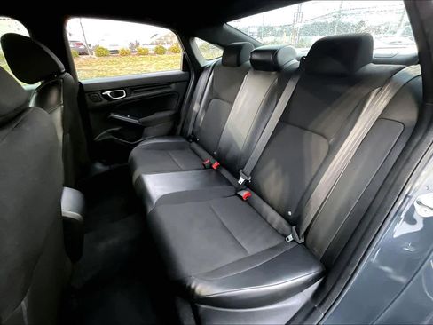 Used 2023 Honda Civic Sport image 19