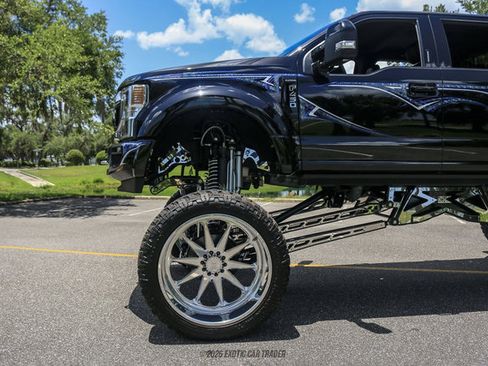 Used 2020 Ford F450 Platinum w/ FX4 Off-Road Package AWD/4WD image 4