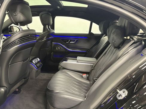 Used 2025 Mercedes-Benz S 63 AMG S image 29