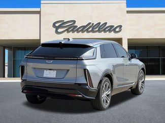 New 2026 Cadillac Lyriq Luxury video 3