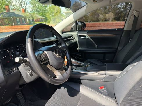 Used 2022 Lexus RX 350L Premium w/ Premium Package image 19