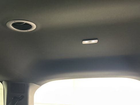 Used 2023 Ford Explorer ST-Line w/ Class IV Trailer Tow Package image 44