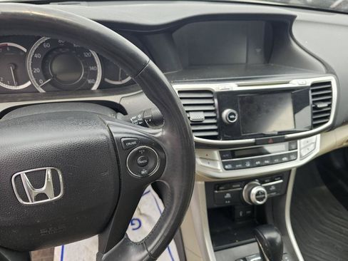 Used 2015 Honda Accord EX-L image 25