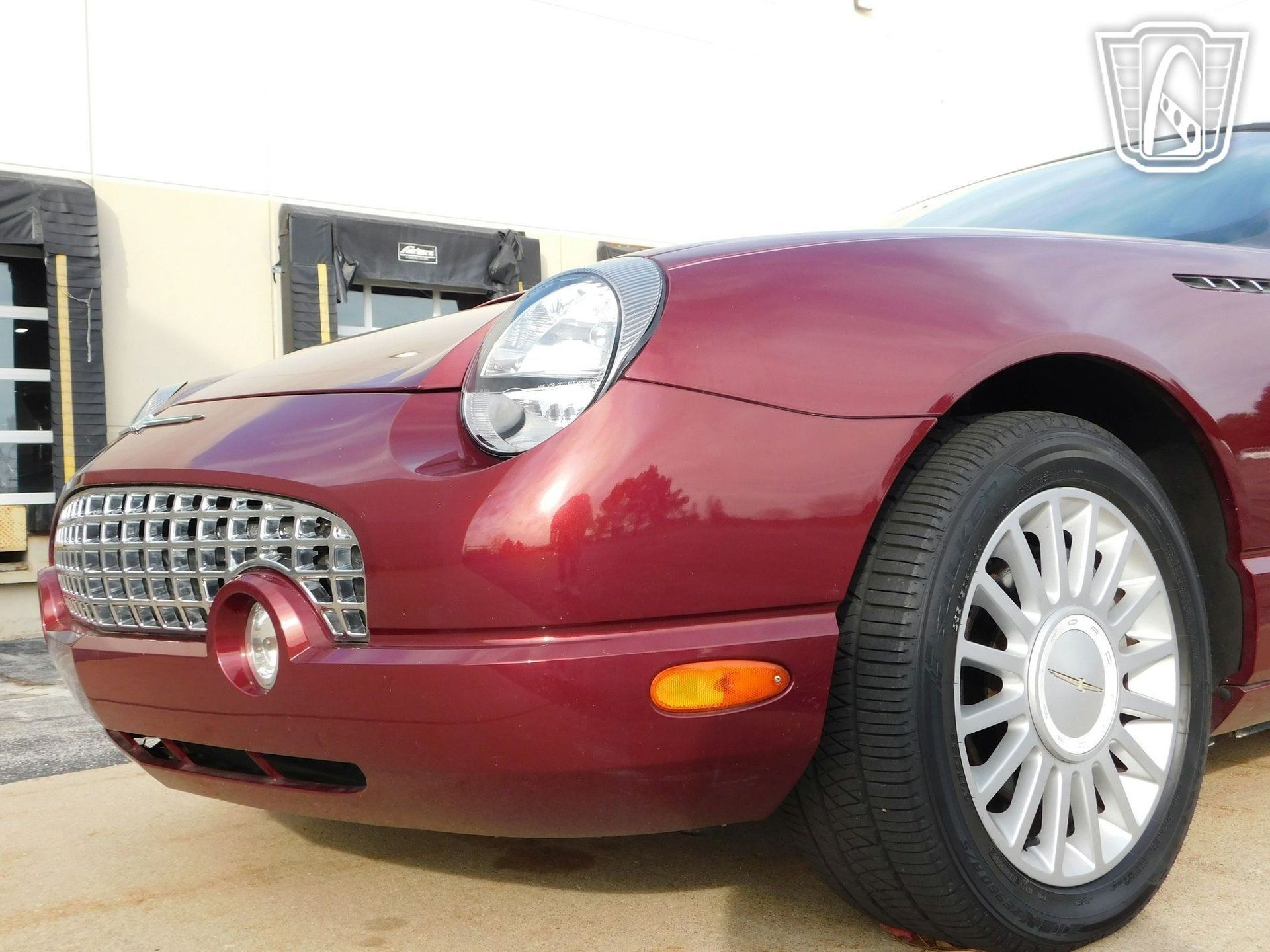 Used 2004 Ford Thunderbird RWD image 29