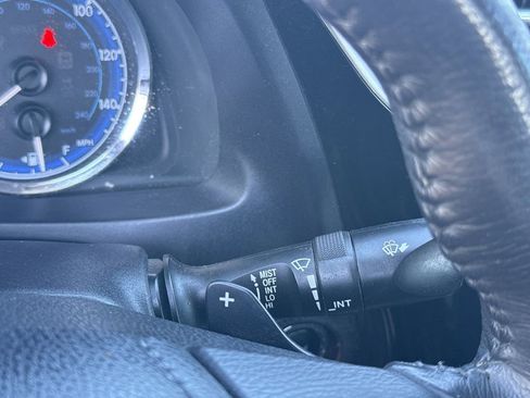 Used 2018 Toyota Corolla XSE image 30