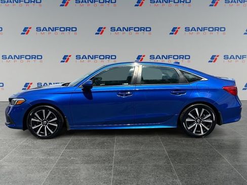 Used 2023 Honda Civic EX image 2