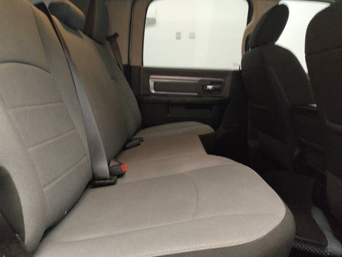 Used 2022 RAM 1500 Classic SLT RWD image 19