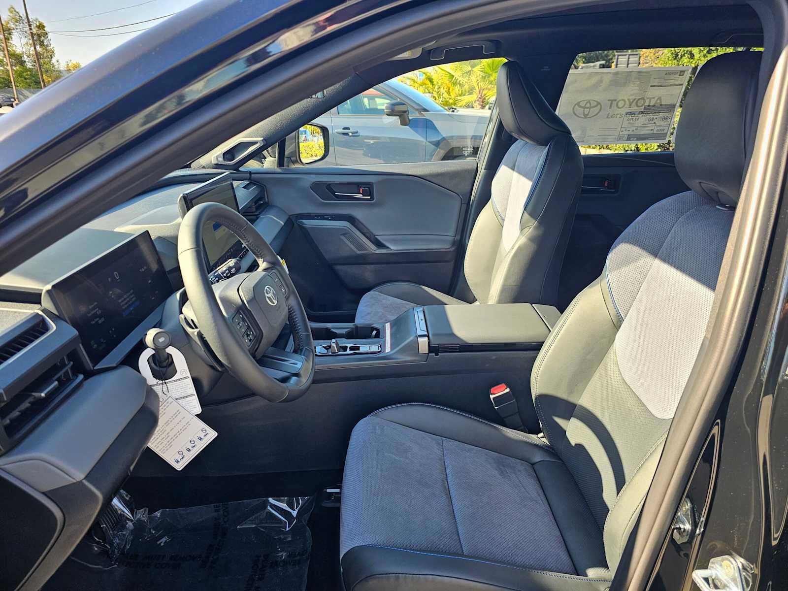 New 2026 Toyota RAV4 XSE w/ Panoramic Sun Roof Package AWD/4WD image 20