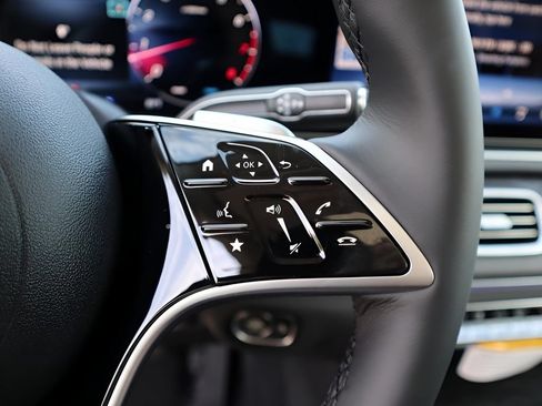 Certified 2026 Mercedes-Benz GLE 350 4MATIC image 33
