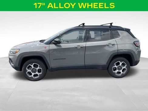 Used 2022 Jeep Compass Trailhawk w/ Trailhawk Elite Group AWD/4WD image 7