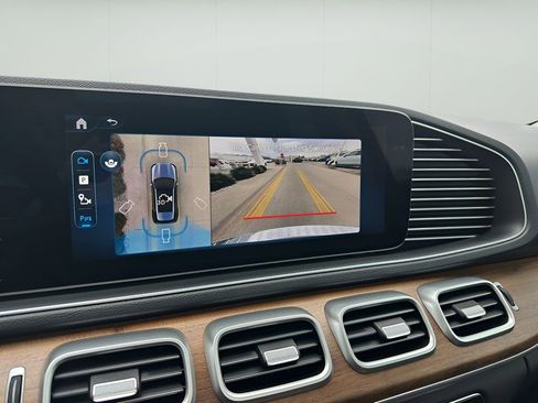 Used 2025 Mercedes-Benz GLE 350 4MATIC image 19