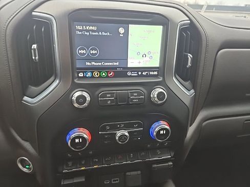 Used 2022 GMC Sierra 3500 Denali w/ Denali Ultimate Package image 21