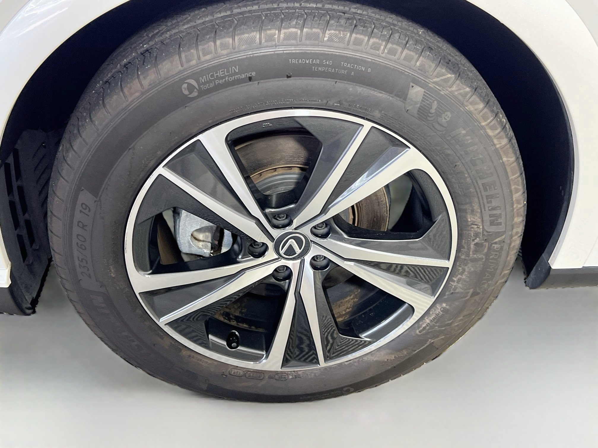 Used 2024 Lexus RX 350 FWD w/ Technology Package image 14