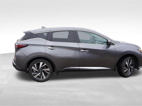 Used 2022 Nissan Murano SL w/ SL Moonroof Package image 2
