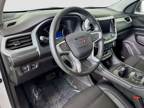 Used 2023 GMC Acadia SLT w/ Elevation Edition FWD image 9