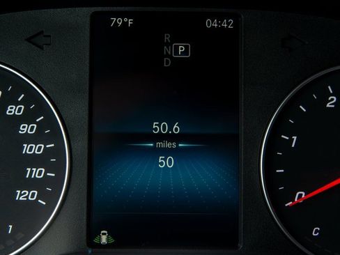 Used 2024 Mercedes-Benz Sprinter 3500 image 40