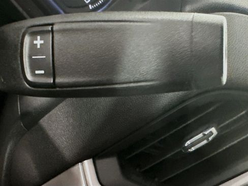 Used 2023 Chevrolet Silverado 1500 Custom image 21