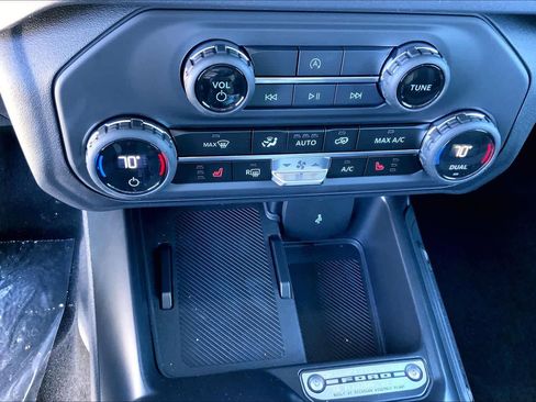 New 2025 Ford Bronco Big Bend image 17