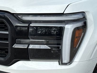 New 2025 Ford F150 Lariat w/ Equipment Group 501A Mid