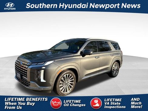 Used 2024 Hyundai Palisade Calligraphy image 1