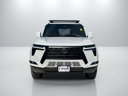 Used 2025 Lexus GX 550 AWD/4WD image 2