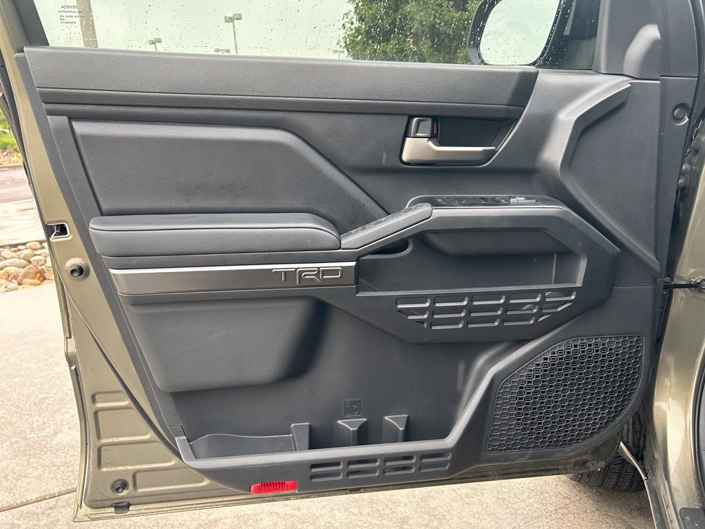 Used 2025 Toyota Tacoma TRD Sport AWD/4WD image 22
