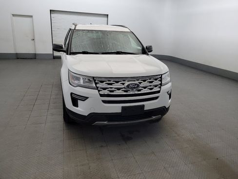Used 2018 Ford Explorer XLT AWD/4WD image 14