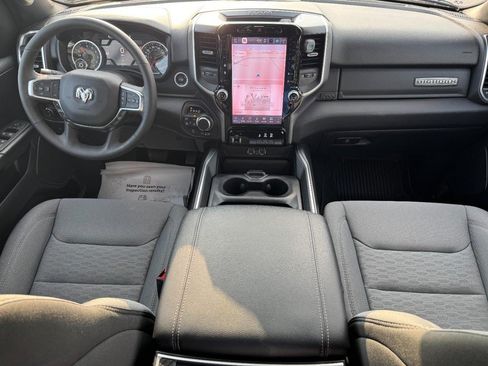 Used 2025 RAM 1500 Big Horn AWD/4WD image 13
