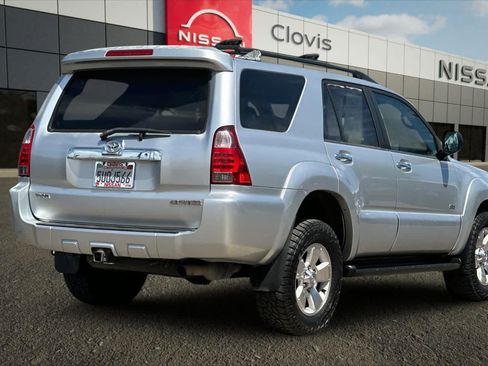 Used 2006 Toyota 4Runner SR5 RWD image 3