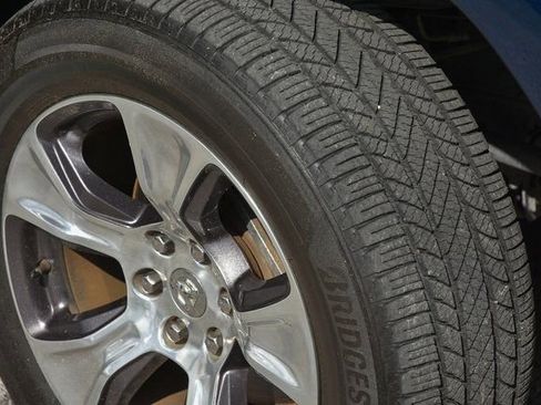 Used 2020 RAM 1500 Laramie image 3