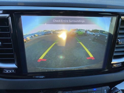 New 2026 Chrysler Voyager LX image 11