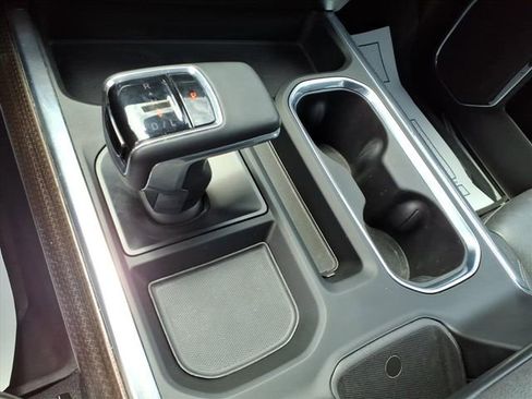 Used 2025 Chevrolet Silverado 1500 LT Trail Boss w/ Convenience Package II AWD/4WD image 27