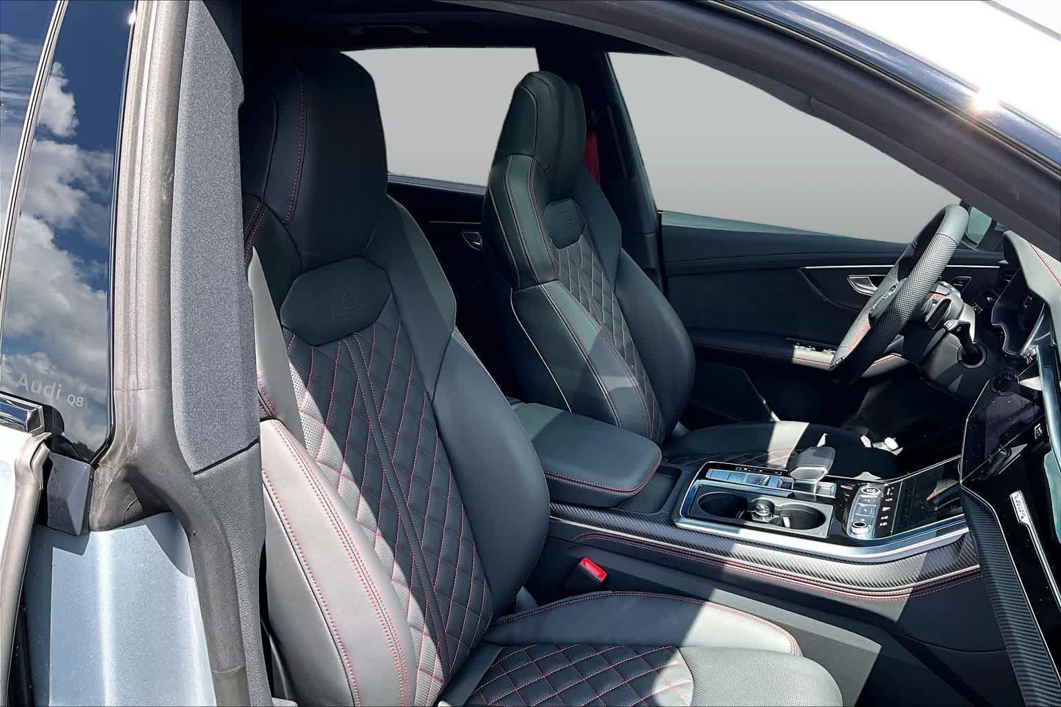 Used 2026 Audi Q8 Prestige AWD/4WD image 8