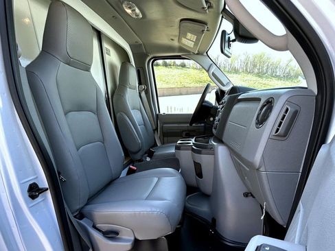 New 2027 Ford E-450 and Econoline 450 Super Duty RWD image 15