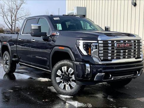 New 2026 GMC Sierra 2500 Denali w/ Denali Reserve Package AWD/4WD image 15