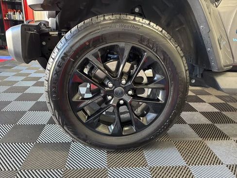 Used 2025 Jeep Wrangler Sahara 4xe image 23
