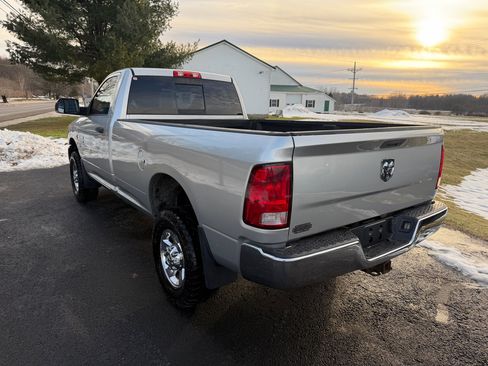 Used 2014 RAM 2500 Tradesman w/ Chrome Appearance Group image 7