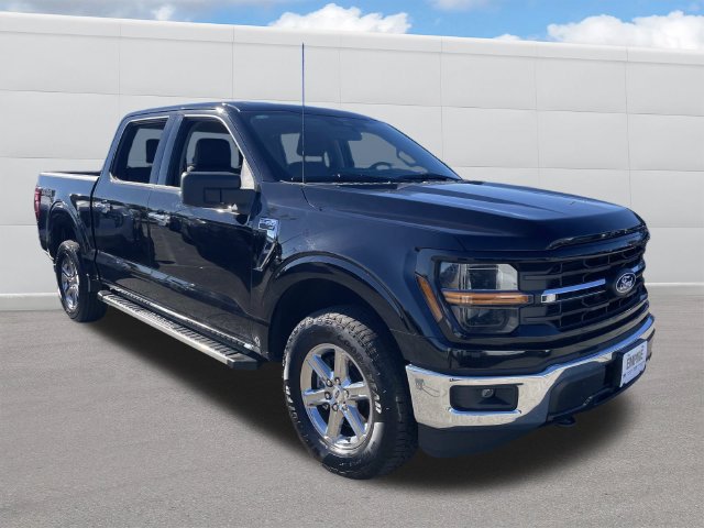 Used 2025 Ford F150 XLT w/ Equipment Group 301A Standard AWD/4WD image 8