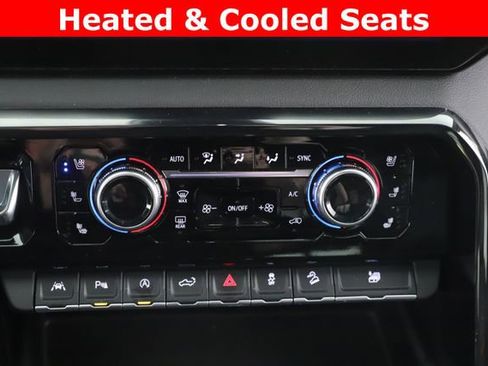 Used 2022 GMC Sierra 1500 AT4 w/ Sierra Safety Plus Package AWD/4WD image 4