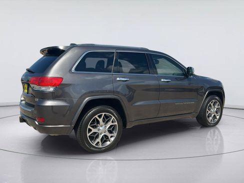 Used 2020 Jeep Grand Cherokee Overland AWD/4WD image 4