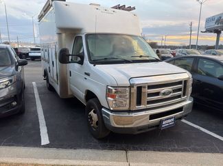 Used 2018 Ford E-350 and Econoline 350 Super Duty w/ Power Windows & Locks Group video 1