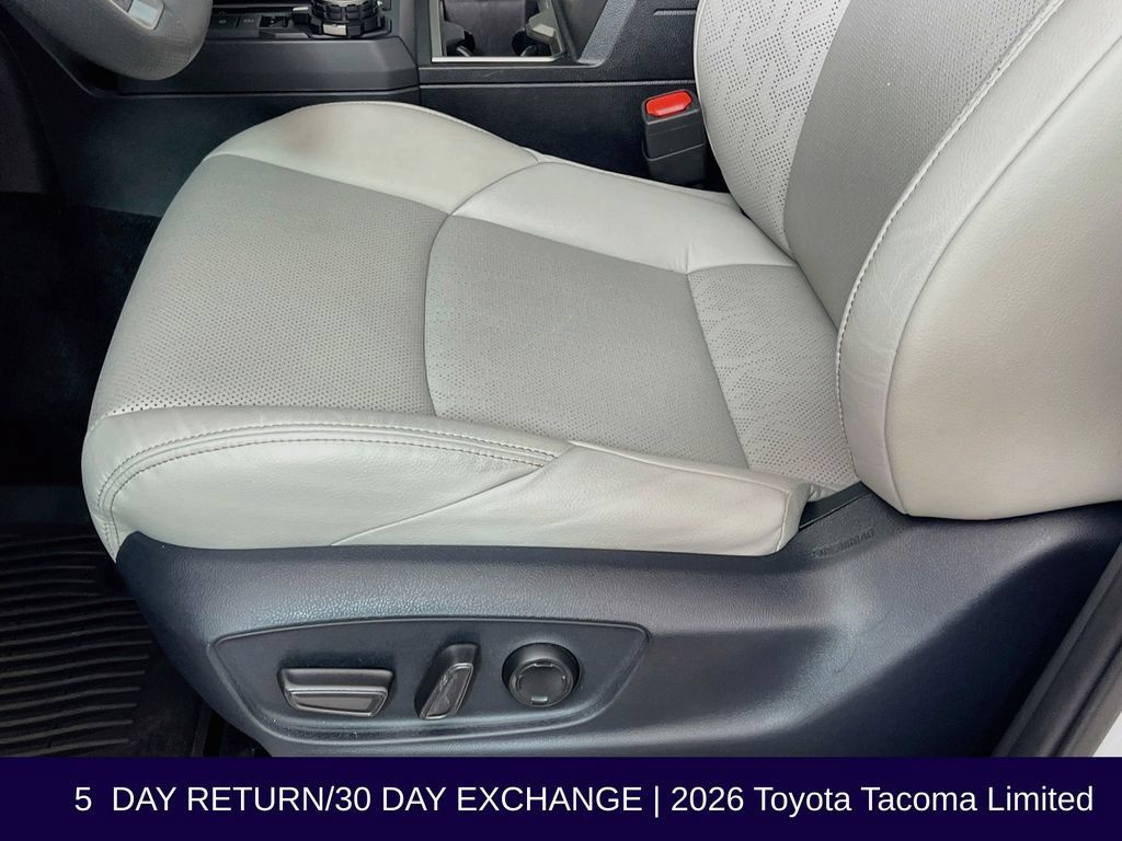 Used 2026 Toyota Tacoma Limited AWD/4WD image 27