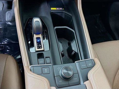 Certified 2024 Toyota Grand Highlander AWD Hybrid image 10