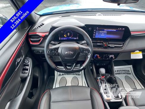 Used 2024 Chevrolet TrailBlazer RS w/ Driver Confidence Package image 20