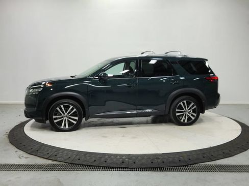 Used 2025 Nissan Pathfinder Platinum w/ Cargo Package FWD image 5
