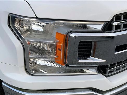 Used 2018 Ford F150 XLT w/ Equipment Group 301A Mid RWD image 25