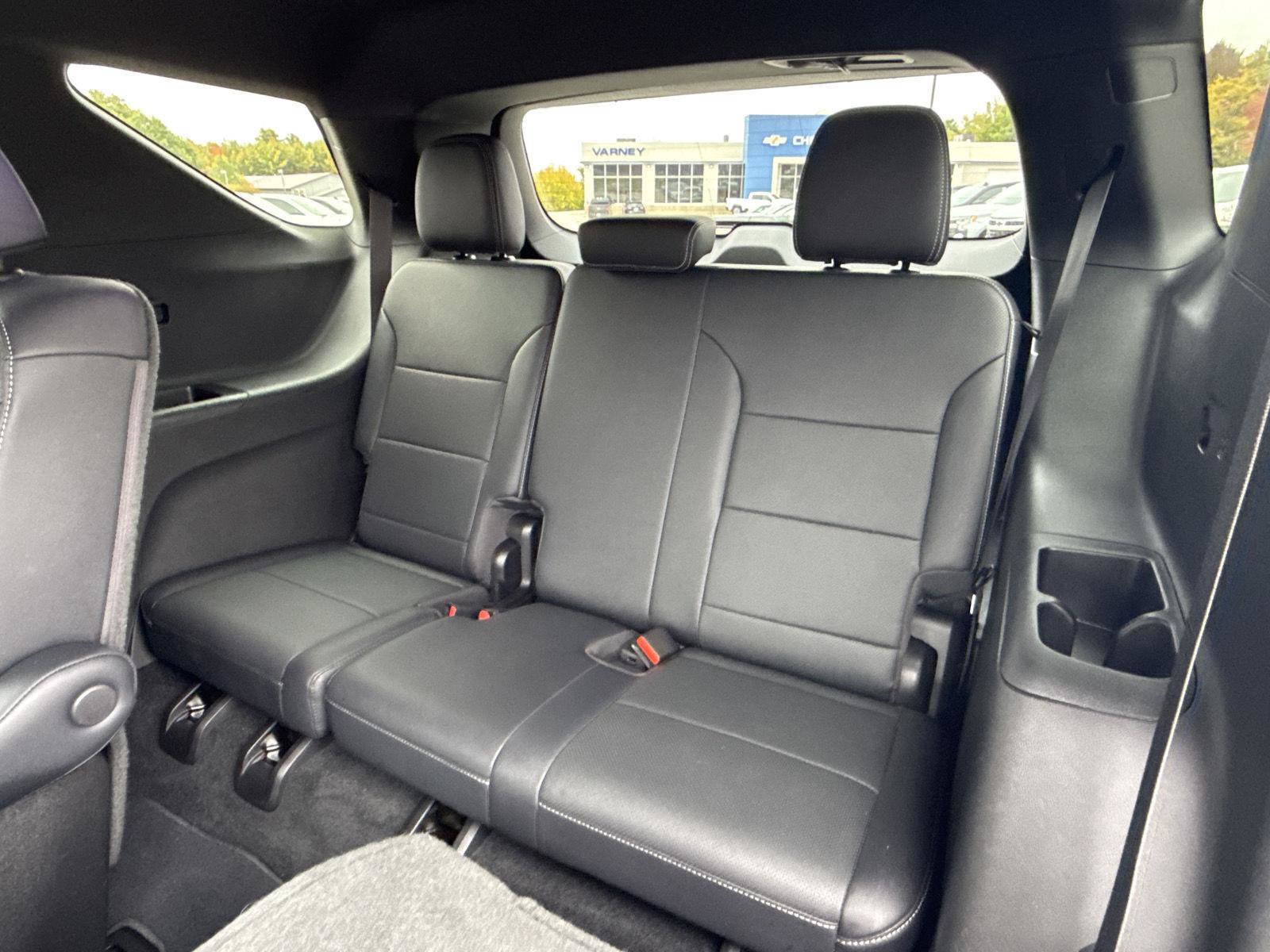 Used 2026 Chevrolet Traverse LT AWD/4WD image 14