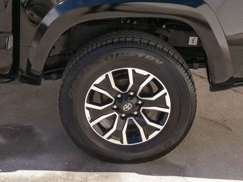 Used 2023 Toyota Tacoma TRD Sport image 6