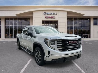 Used 2022 GMC Sierra 1500 SLT w/ SLT Convenience Package